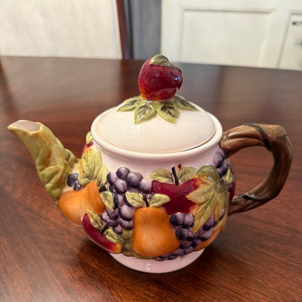 Vintage Home Interiors Better Homes and Gardens  Fruit Tea Pot